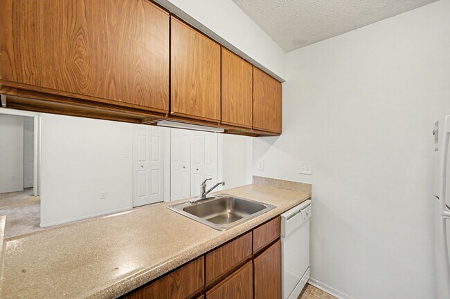 Eastgate Woods Apartments