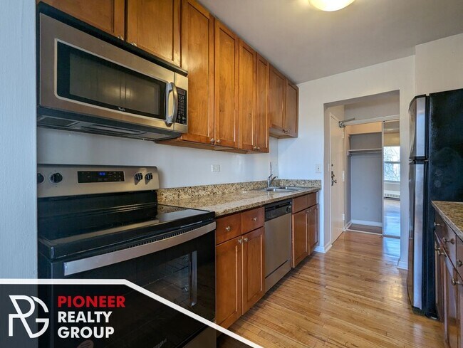 Photo - 5650 N Sheridan Rd Unit 2A
