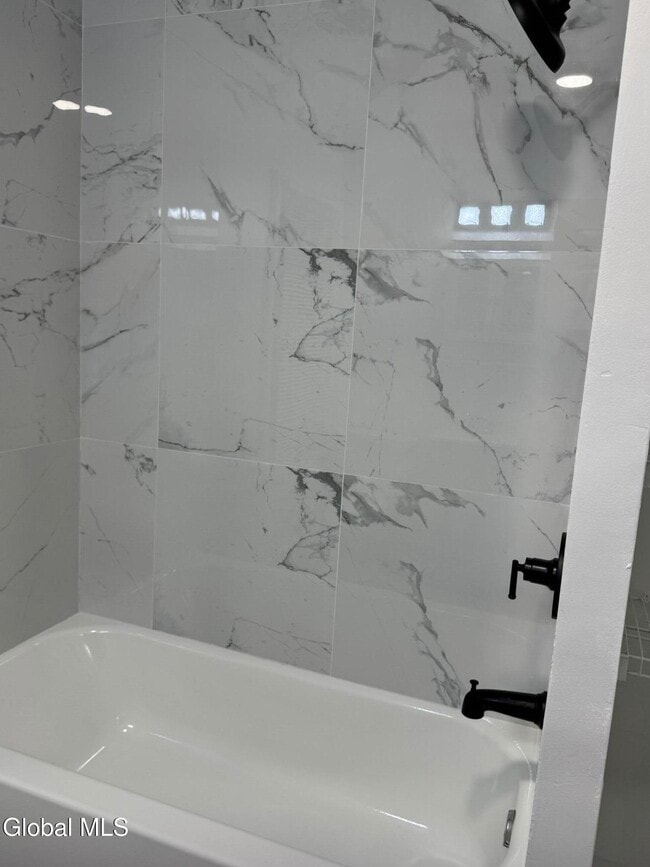 Photo - 528 4th Ave Unidad 1