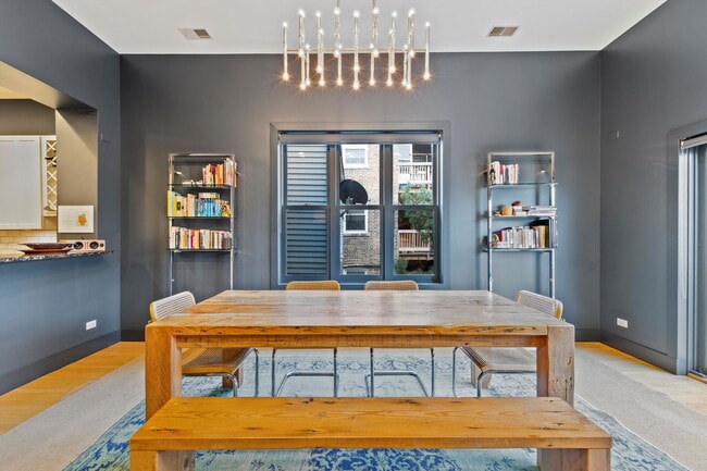 Photo - 4532 N Damen Ave Unidad 2