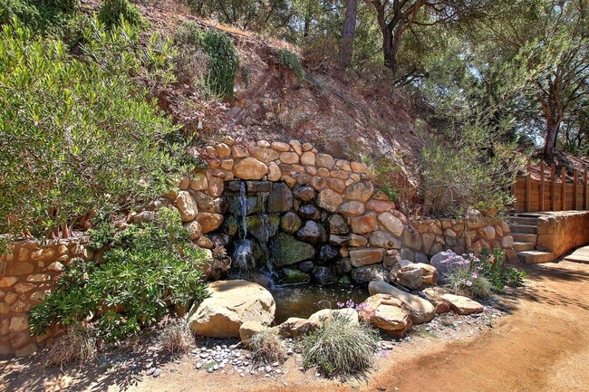 Photo - 3021 Hidden Valley Ln