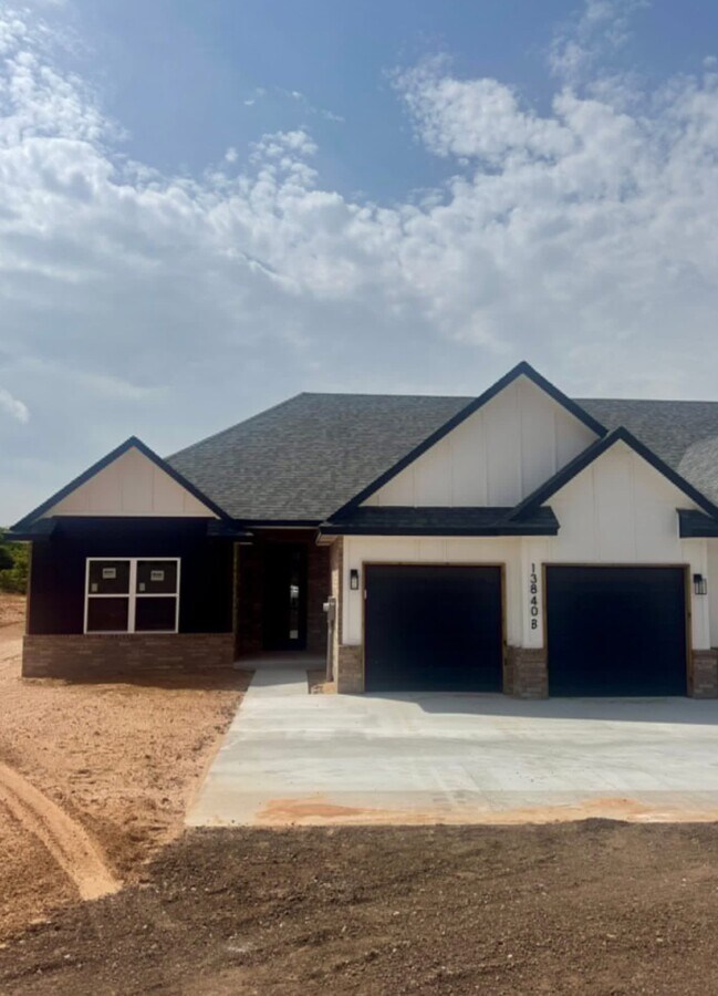 Photo - 13840 SE 29th St Casa