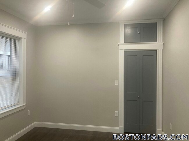 Photo - 1572 Commonwealth Ave Unidad 2