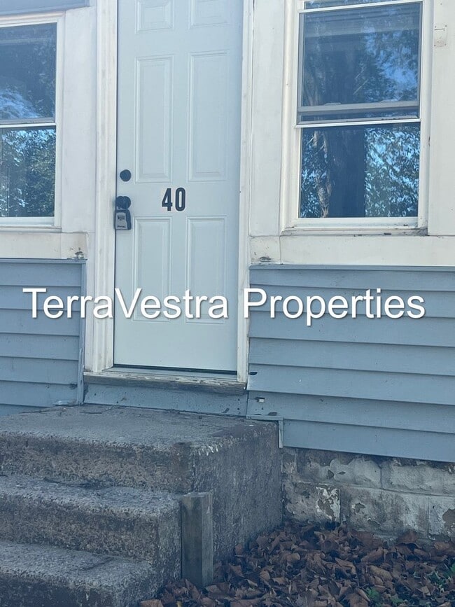 Photo - 3 Bed Single Family in Deepwater! Eligible...
