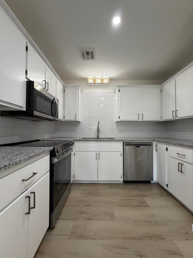 Photo - 4209 Willowisp Dr Unit 4209