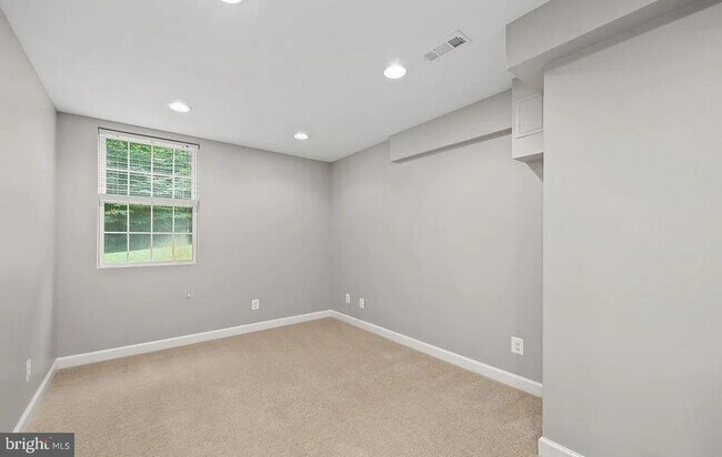 Photo - 16379 Covey Cir