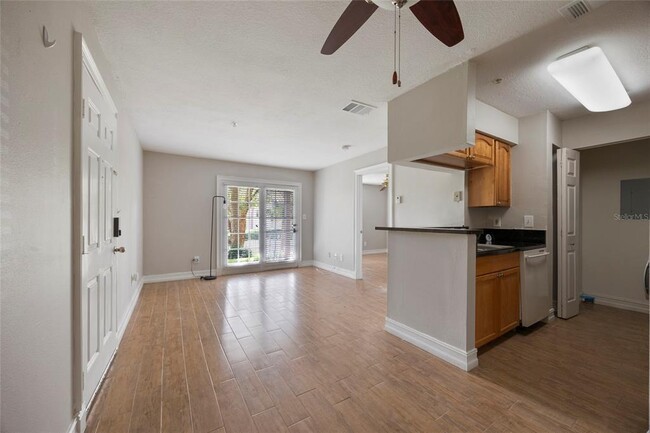 Photo - 241 Afton Square Unit 103