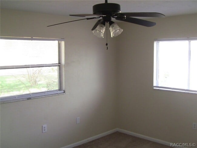 Photo - 198 W Valerian Pl