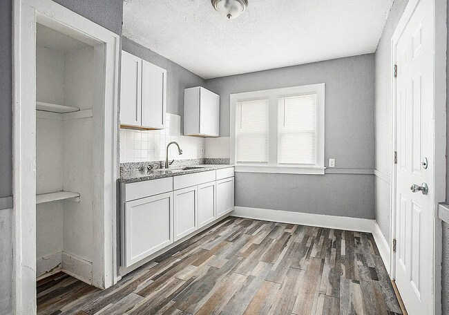 Photo - 16224 Kentucky St Apartamentos Unidad Top 2