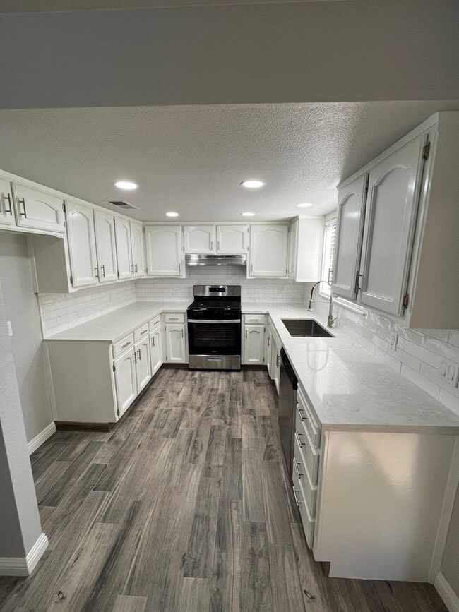 Photo - 4395 Unidad 351 N Capitol Ct #2