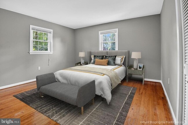 Photo - 7917 Falstaff Rd