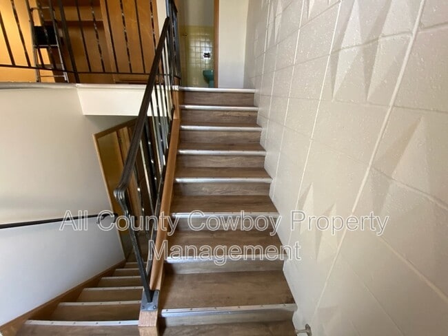 Photo - 1000 E Garfield St Unit Apt. 13