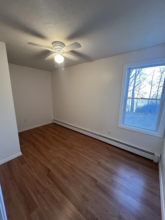 Photo - 44 Court St Unit 44