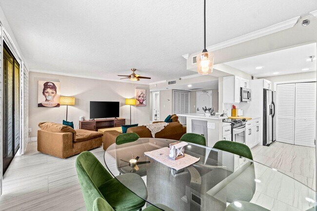 Photo - 899 Jeffery St Unit 2120