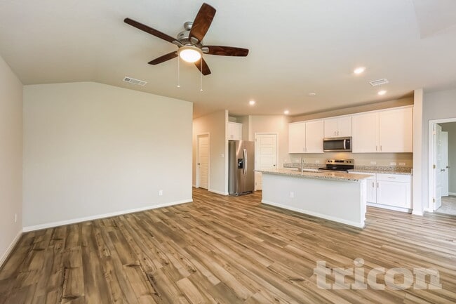 Photo - 13619 Emerson Wy