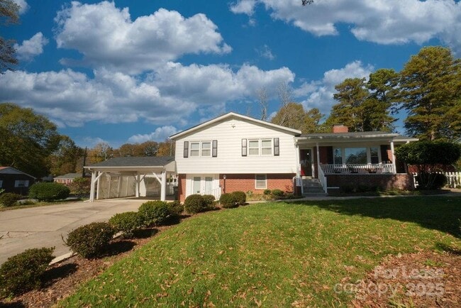 Photo - 1632 Kimberly Dr