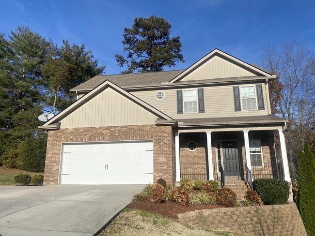 1120 Maples Glen Ln