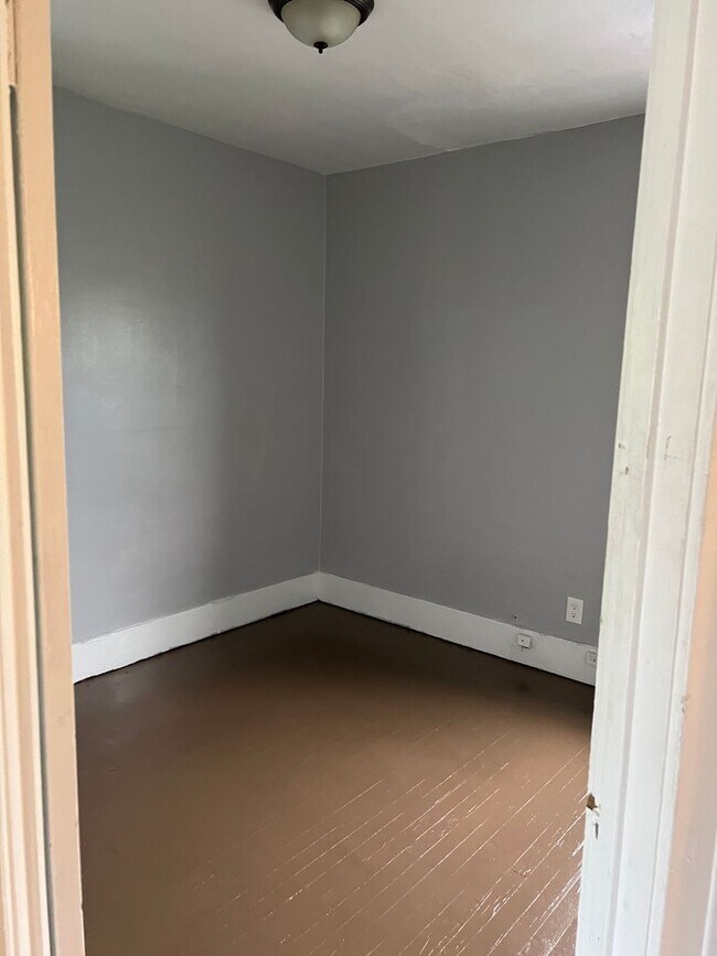 Photo - 6691 Barton St Unit Floor 1