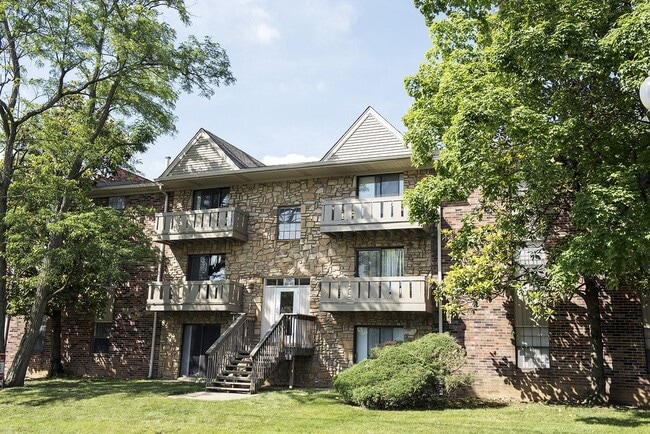 Photo - Park At Hurstbourne