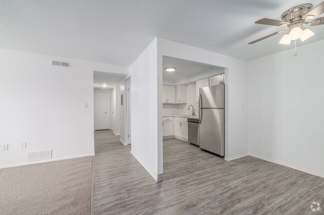 1BR 1BA