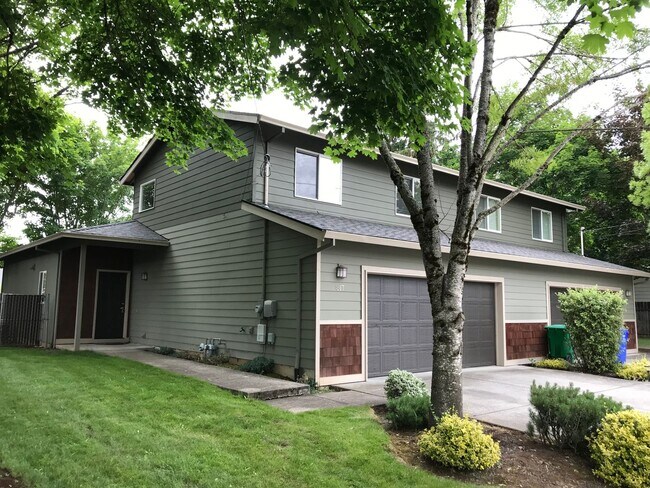 Building Photo - Francis Avenue Unit 807