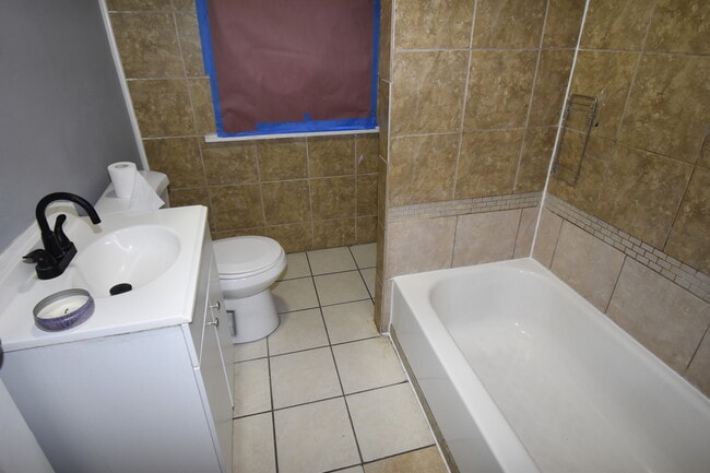 Photo - 5742 S Artesian Ave