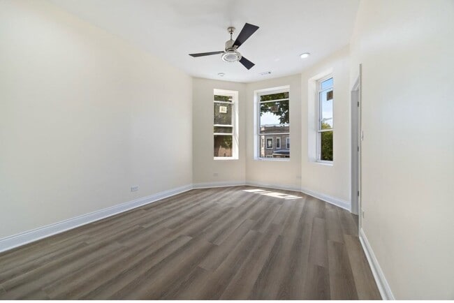 Photo - 5617 S Laflin St Unidad 2