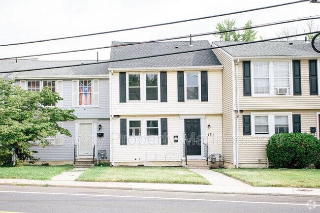 Building Photo - 121 Rancocas Rd Rental