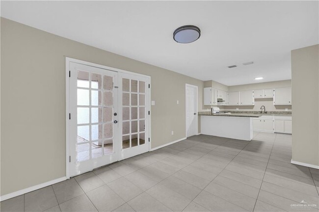 Photo - 14 S Casa Linda St