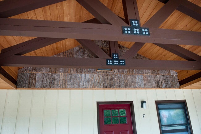 Photo - Laurel Place Apartments