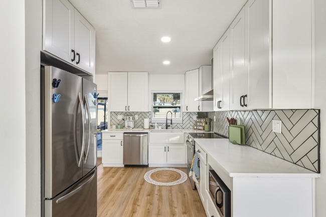 Photo - 463 85th Ave