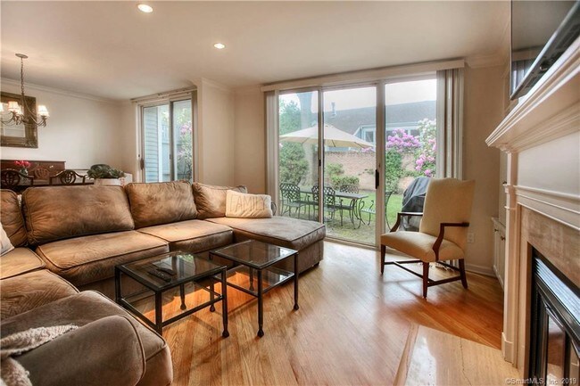 Photo - 1400 Post Rd E Unit 12