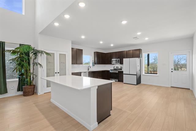 Photo - 7609 Poplar Dr