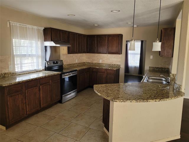 Photo - 110 La Fawn Cir