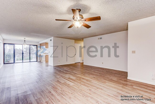 Photo - 4636 Huggins Way