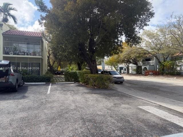 Building Photo - 520 NE 38th St Unit 1