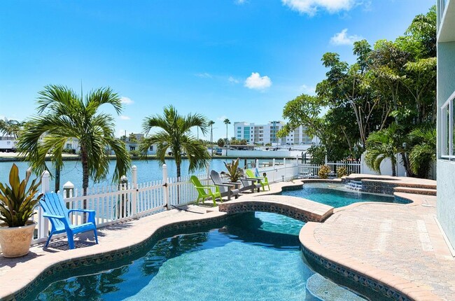 Photo - 125 110th Ave Unit 3B