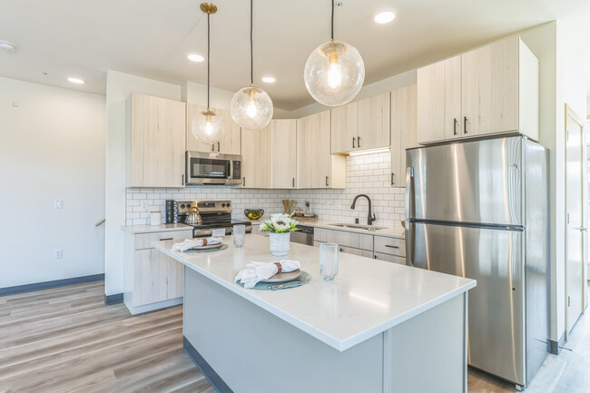 Building Photo - CC Lane-Oregon,LLC Rental