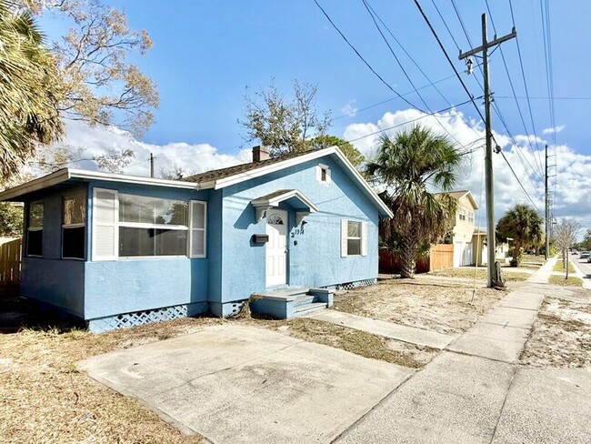 Photo - 1914 31st St S