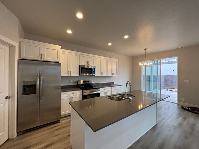 Photo - 1085 S 4380 W