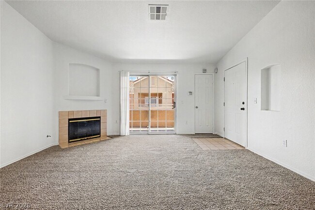 4730 E Craig Rd Unit 2096