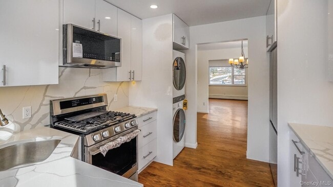 Photo - 100 E Sunnyside Ln