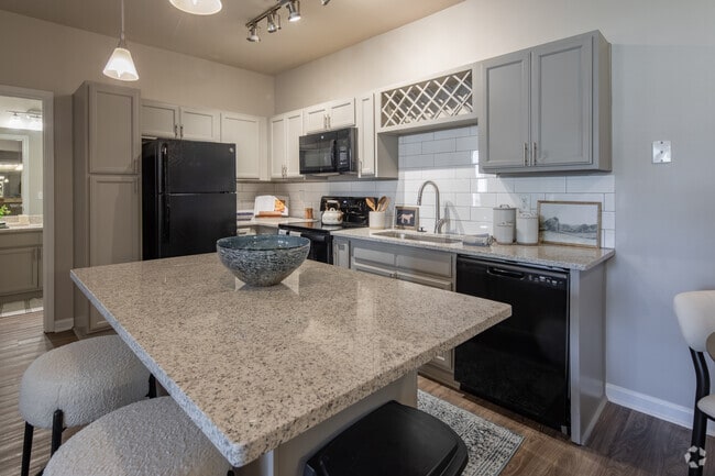 2BR, 2BA - 1,066SF - Kitchen - Somerset at Madison