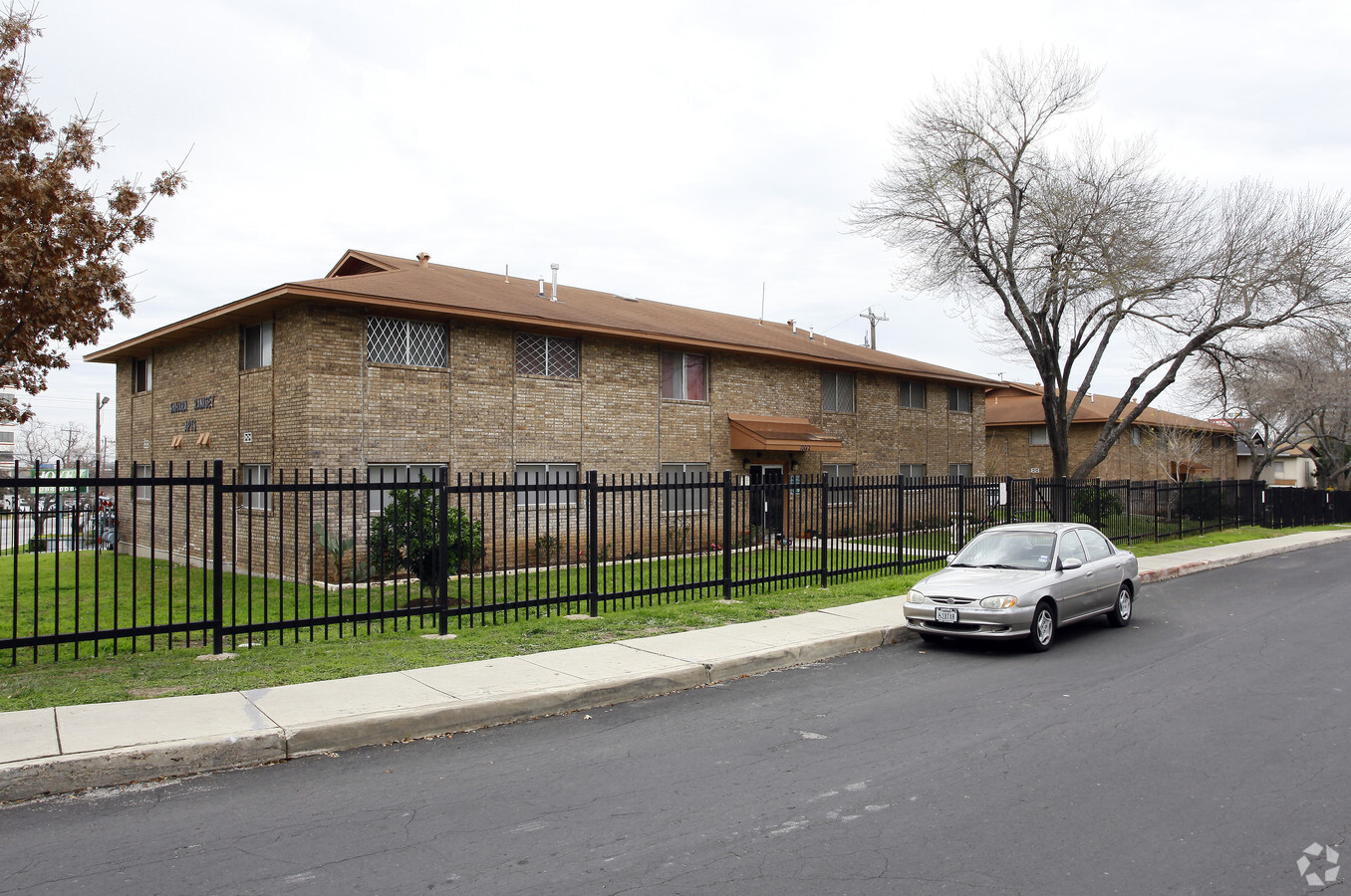 Photo - Sahara Ramsey Apartments