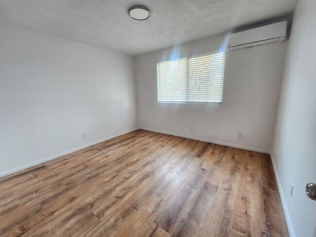 6364 Palo Verde Ave Unit D