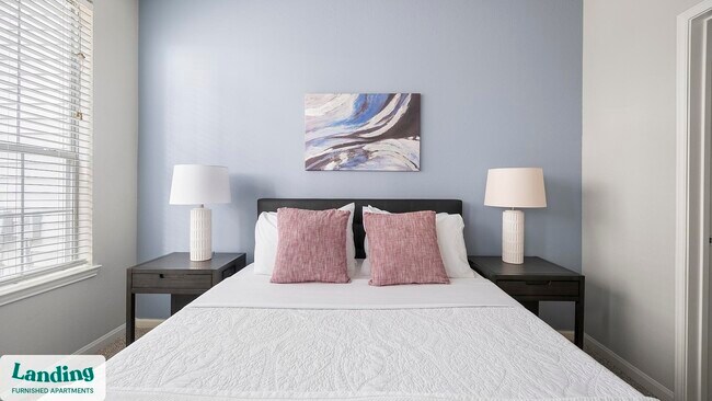 261 Veterans Pkwy Unit 207