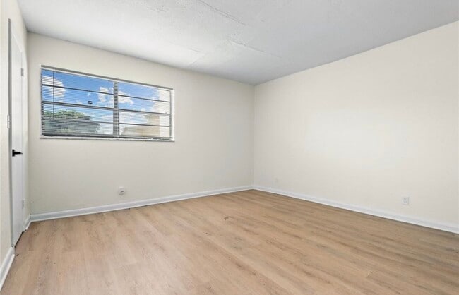 Photo - 3750 NW 115th Way