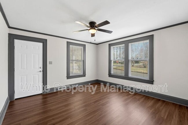 Photo - 401 W Ketchie St