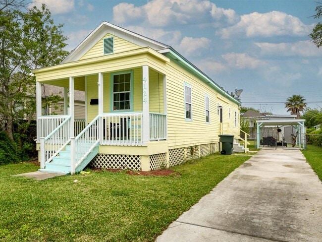 Photo - 4124 Avenue M 1/2