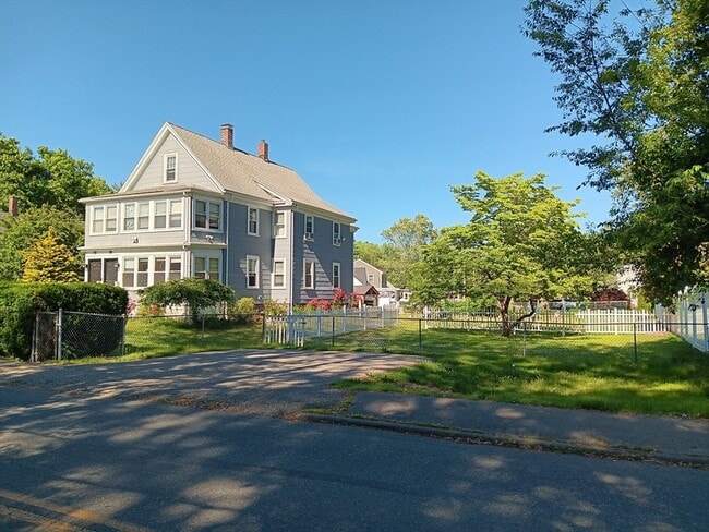 Photo - 63 Spruce St Unit 2